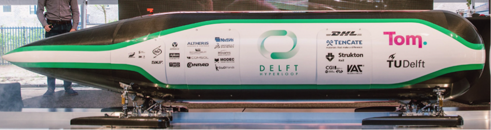 照片展示了代尔夫特大学的超级高铁参赛车辆。