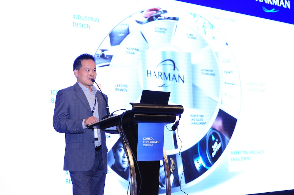 Mr. Chunhong Yang, director of HARMAN International (Suzhou), giving a keynote presentation.