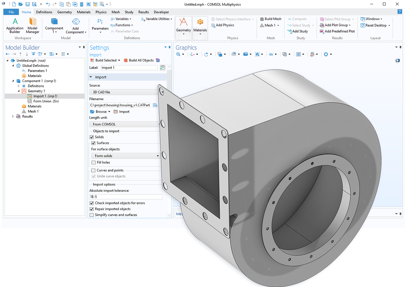 Eine aus einer CATIA V5-Datei importierte Geometrie für einen Industrieventilator über der COMSOL Multiphysics Benutzeroberfläche zeigt die Einstellungen für den Import-Knoten.