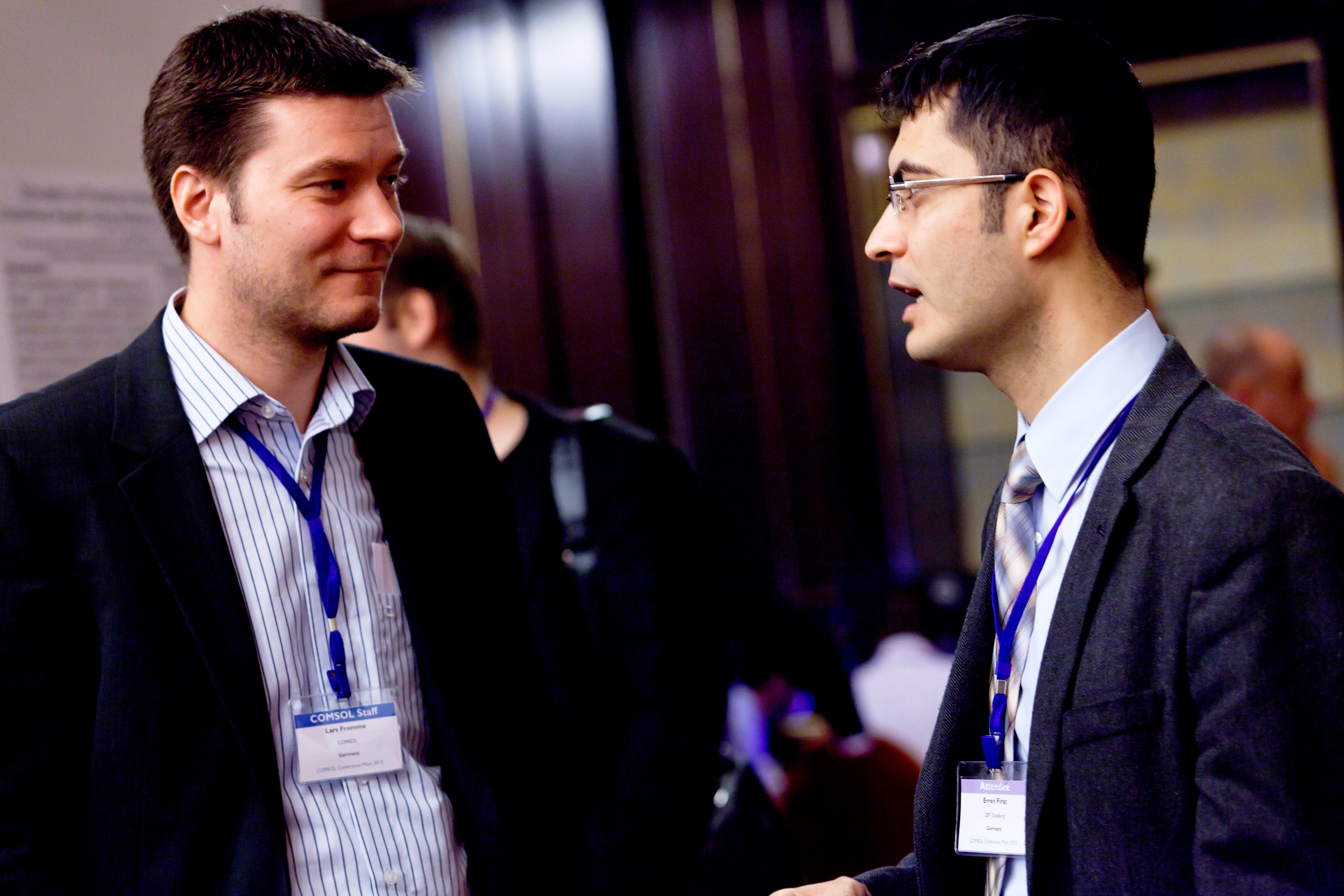 Lars Fromme and conference attendee