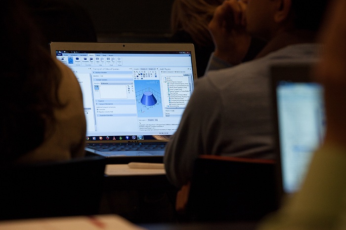 COMSOL Multiphysics 4.4