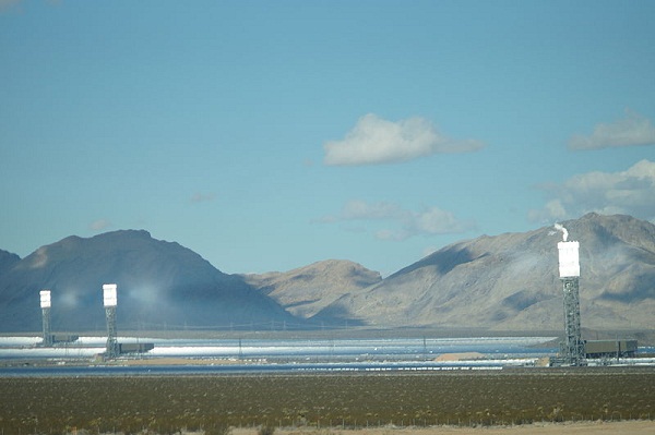 نیروگاه حرارتی ایوانپا، بزرگترین نیروگاه خورشیدی جهان