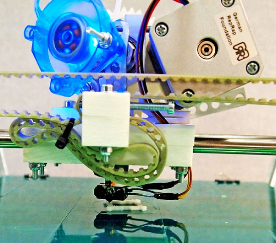 A photo of a device for 3D printing.