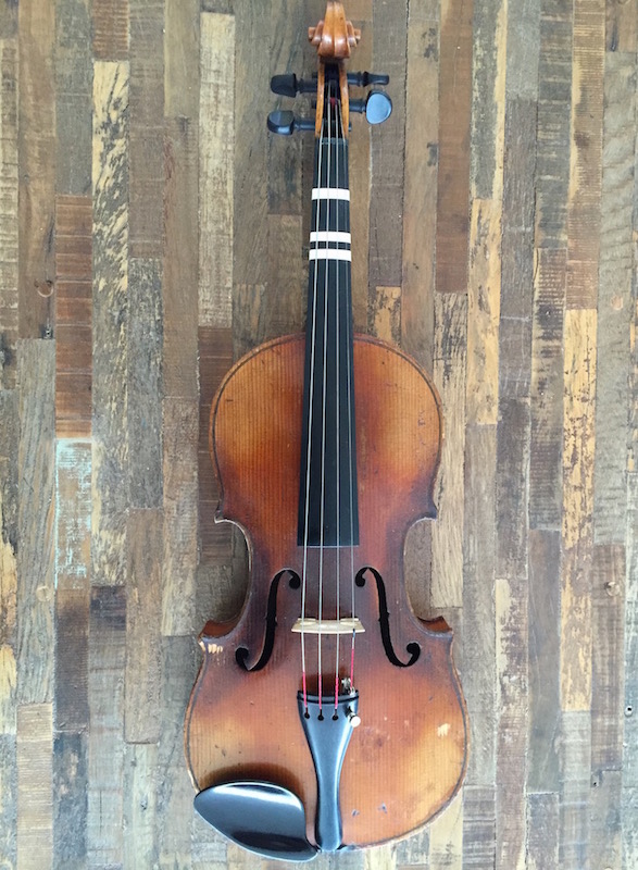 A photograph of a violin.
