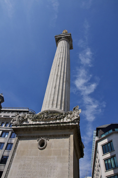 A photograph of a monument in remembrance of the Great Fire of London.