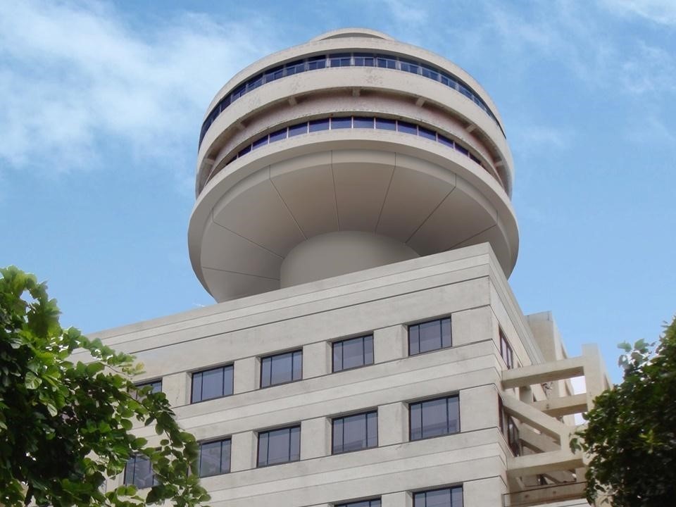 A street-view photo of India's oldest revolving restaurant.